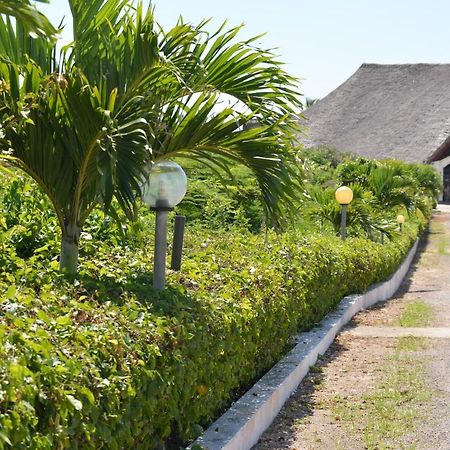 Twiga Beach & Spa Watamu Buitenkant foto